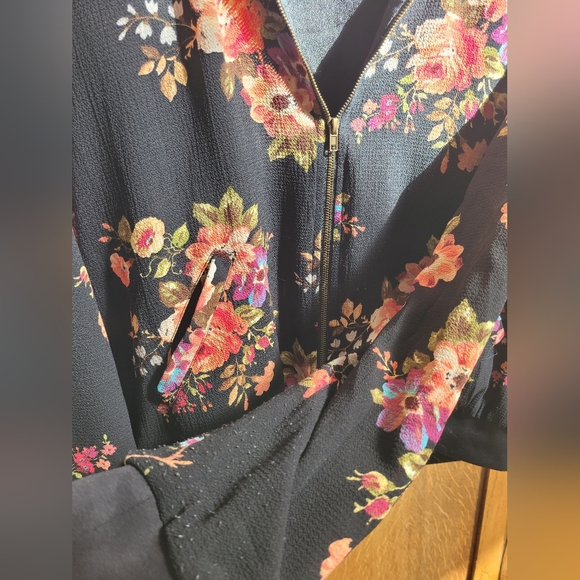 Black floral bomber jacket - Picture 3 of 4